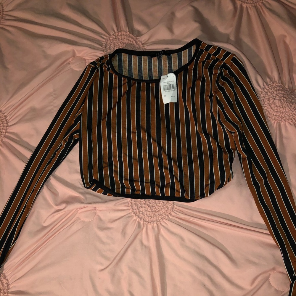 Crop shirt